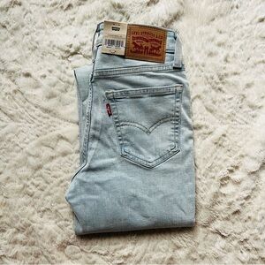 NWT Levi 721 high rise skinny jean - size 25 light wash